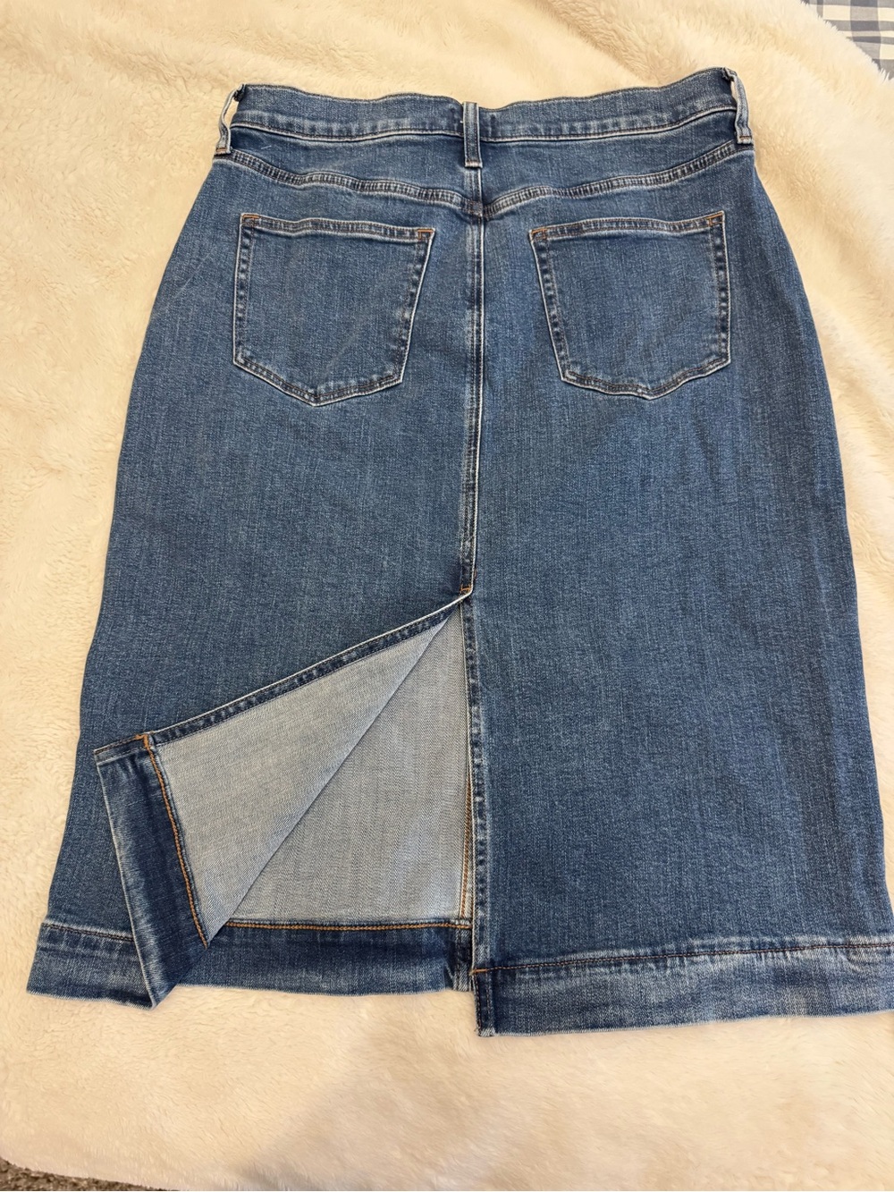 NWT J Crew Classic Blue Denim Pencil Skirt - Women's size 8 - Picture 9 of 9